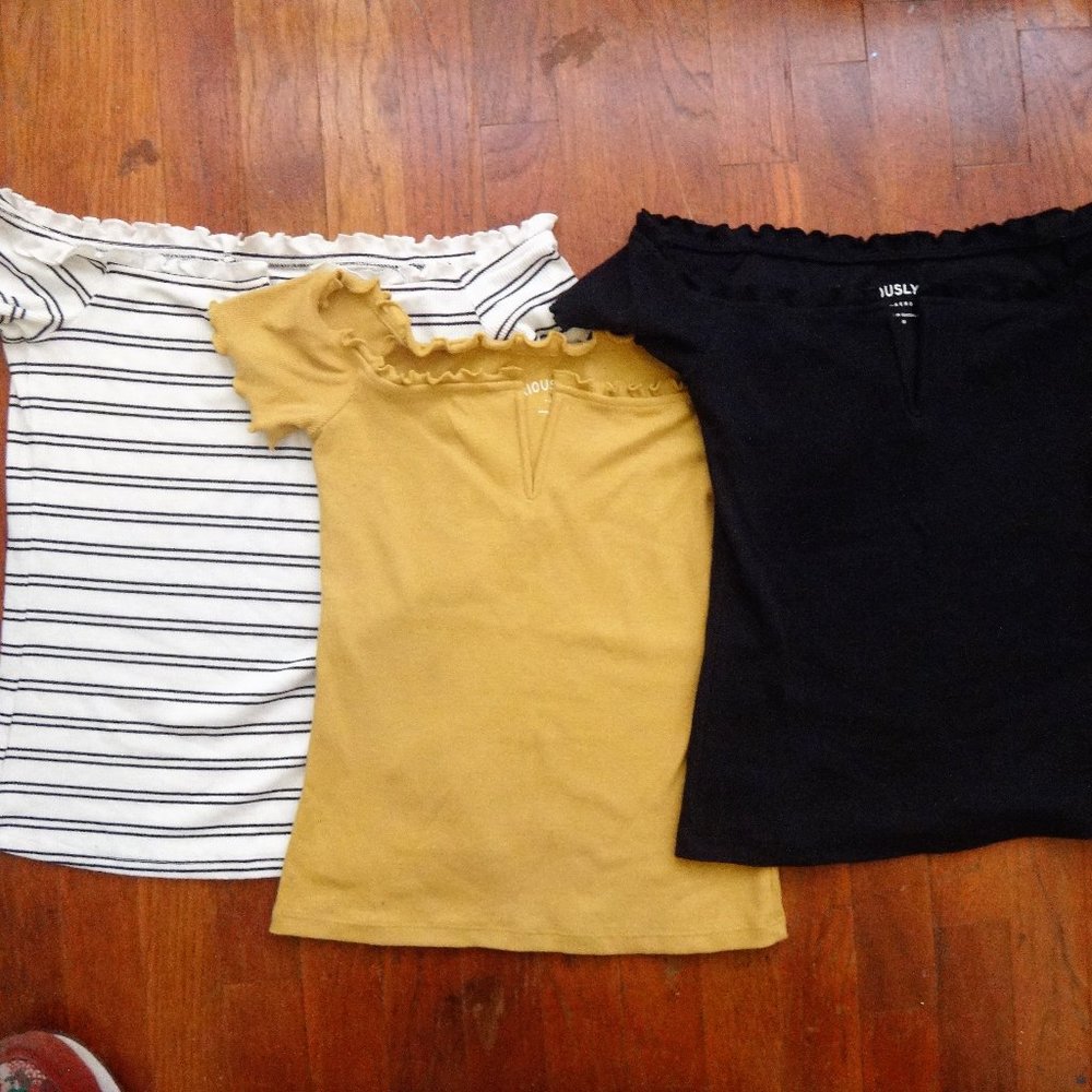 3 Aeropostale Cold Shoulder Shirts bundle sz. M